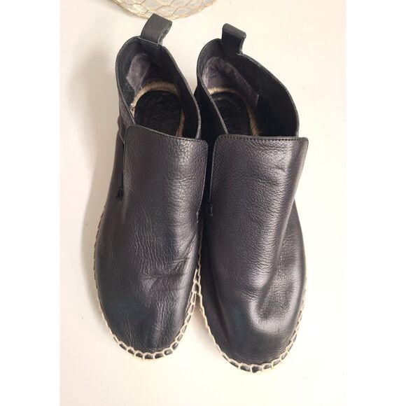Vince Ronan US 7 Leather Slip On Moccasin Flats Comfort Shoes Black Boho Booties - Picture 3 of 7